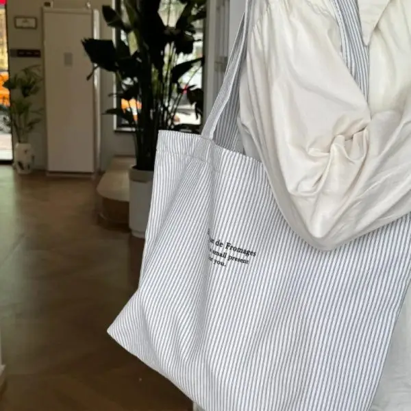 New Casual Striped Lazy Simple Large-Capacity Commuter Canvas Bag Versatile Shoulder Tote - Image 3