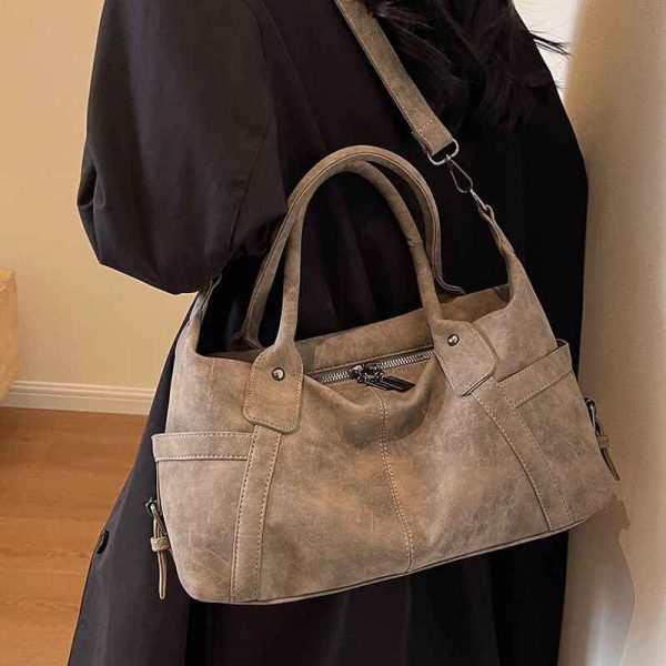 Business Trip Luggage Bag for Women – Stylish PU Satchel Travel Bag - Image 3